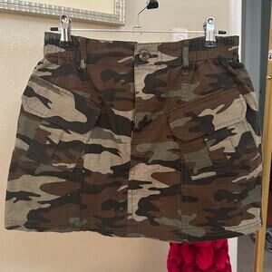 Justify Y2K Camouflage Mini Cargo Skirt Size S, EUC